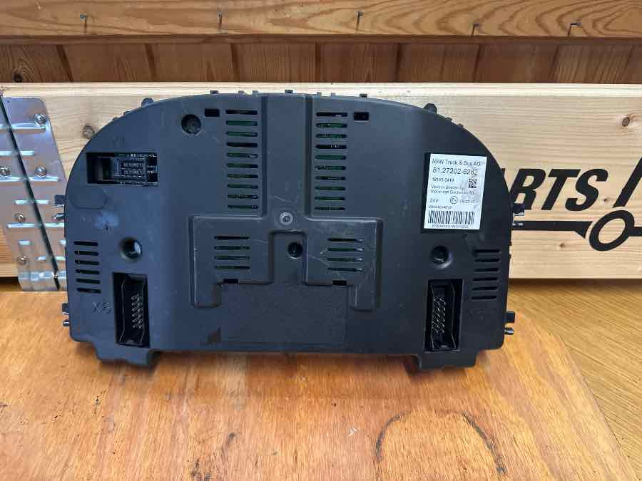 MAN KOMBI INSTRUMENT 81.27202-6282 - Sistema elétrico de Caminhão: foto 2 MAN KOMBI INSTRUMENT 81.27202-6282 - Sistema elétrico de Caminhão: foto 2