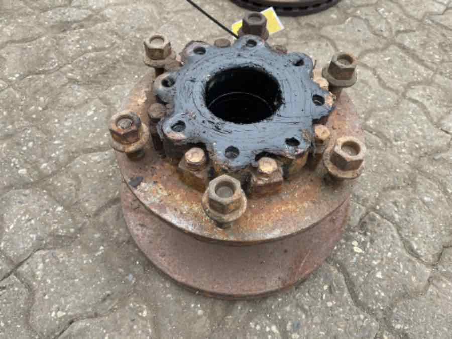 MAN REAR HUB 81.35701-0161 - Cubo de roda de Caminhão: foto 1 MAN REAR HUB 81.35701-0161 - Cubo de roda de Caminhão: foto 1