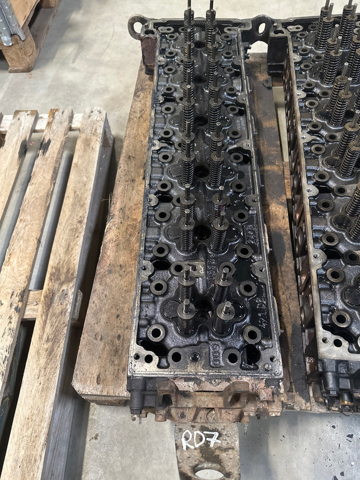 MERCEDES CYLINDERHEAD A4710102720 - Cabeça do motor de Caminhão: foto 1 MERCEDES CYLINDERHEAD A4710102720 - Cabeça do motor de Caminhão: foto 1
