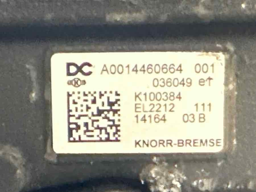 MERCEDES AIR VALVE A0014460664 - Peça de reposição de Ônibus: foto 2 MERCEDES AIR VALVE A0014460664 - Peça de reposição de Ônibus: foto 2