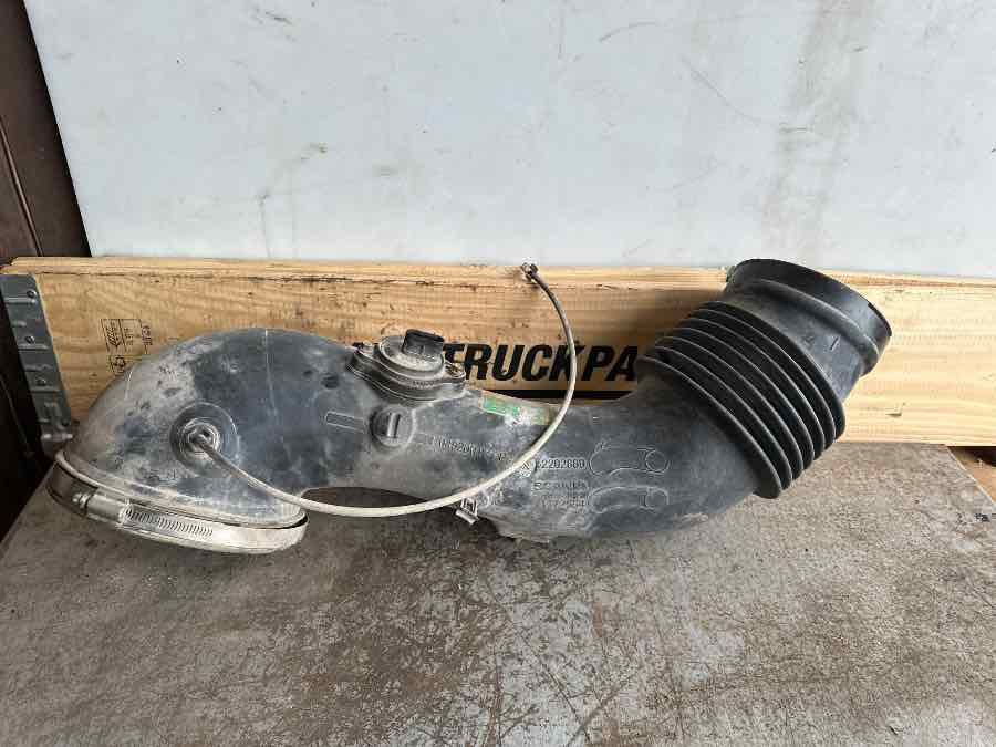 SCANIA AIR INTAKE 2202880 - Tubo de admissão de Caminhão: foto 1 SCANIA AIR INTAKE 2202880 - Tubo de admissão de Caminhão: foto 1