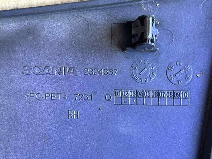 SCANIA COVER PANEL 2324367 - Carroceria e exterior de Caminhão: foto 3 SCANIA COVER PANEL 2324367 - Carroceria e exterior de Caminhão: foto 3