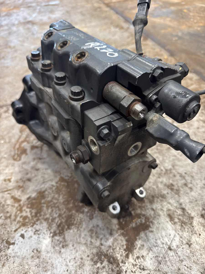 SCANIA FUEL PUMP 2358758 - Fornecimento de combustível de Caminhão: foto 2 SCANIA FUEL PUMP 2358758 - Fornecimento de combustível de Caminhão: foto 2