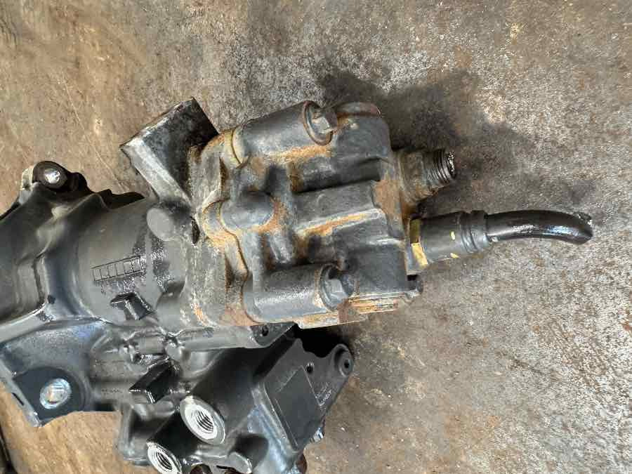SCANIA HIGH PRESSURE PUMP 3063752 - Fornecimento de combustível de Caminhão: foto 2 SCANIA HIGH PRESSURE PUMP 3063752 - Fornecimento de combustível de Caminhão: foto 2