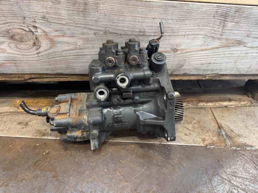 SCANIA HIGH PRESSURE PUMP 3063752 - Fornecimento de combustível de Caminhão: foto 1 SCANIA HIGH PRESSURE PUMP 3063752 - Fornecimento de combustível de Caminhão: foto 1