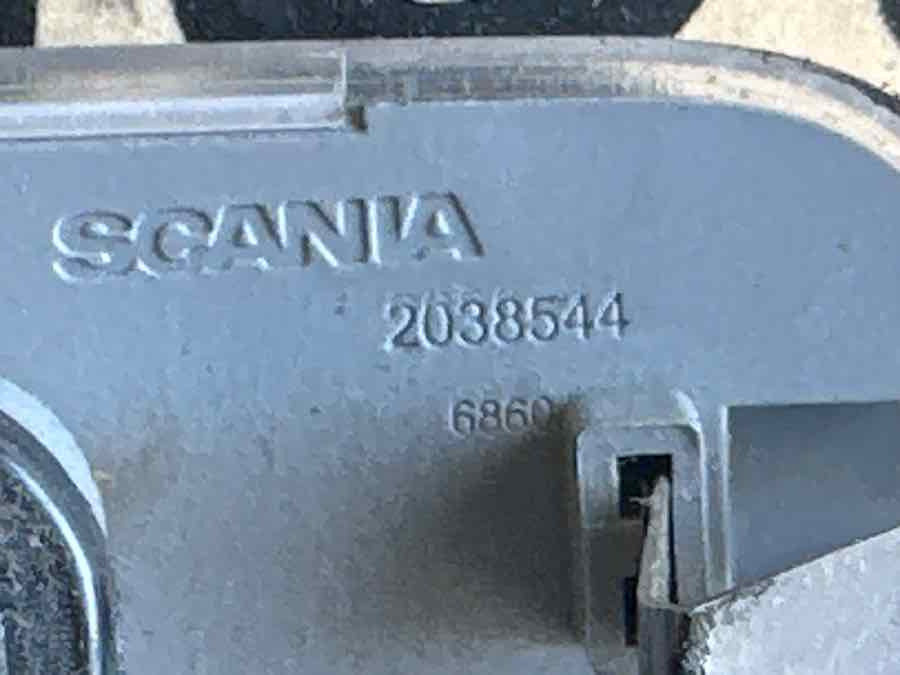 SCANIA ROOF LAMP 2038544 - Iluminação de Caminhão: foto 3 SCANIA ROOF LAMP 2038544 - Iluminação de Caminhão: foto 3
