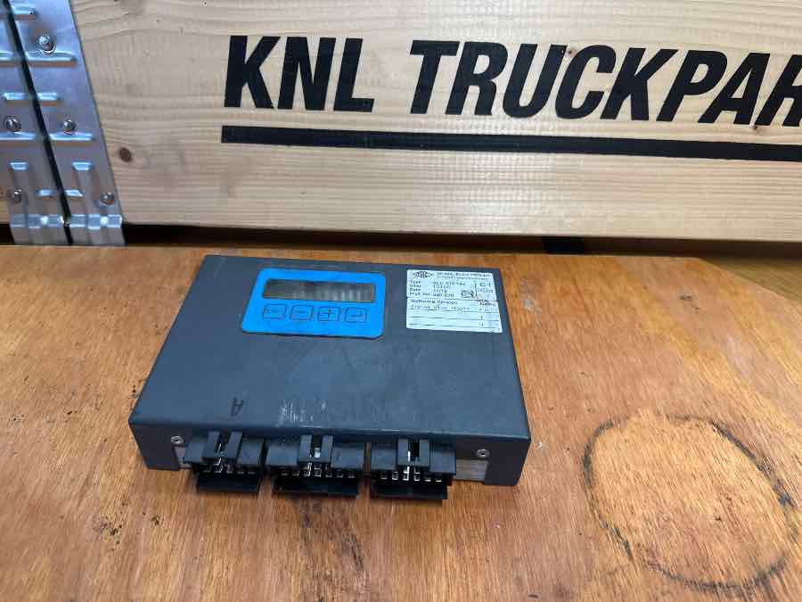 SCANIA SLC 019 194 - Sistema elétrico de Caminhão: foto 1 SCANIA SLC 019 194 - Sistema elétrico de Caminhão: foto 1