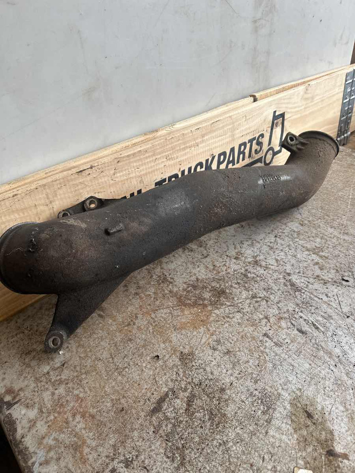 VOLVO COOLING PIPE 20723951 - Tubo de admissão de Caminhão: foto 1 VOLVO COOLING PIPE 20723951 - Tubo de admissão de Caminhão: foto 1