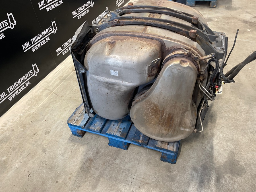 VOLVO EXHAUST 22495989 - Silenciador/ Sistema de escape de Caminhão: foto 2 VOLVO EXHAUST 22495989 - Silenciador/ Sistema de escape de Caminhão: foto 2