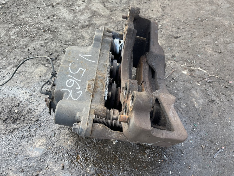 VOLVO FRONT AXLE CALIBER LH 20527330 - Eixo dianteiro de Caminhão: foto 1 VOLVO FRONT AXLE CALIBER LH 20527330 - Eixo dianteiro de Caminhão: foto 1