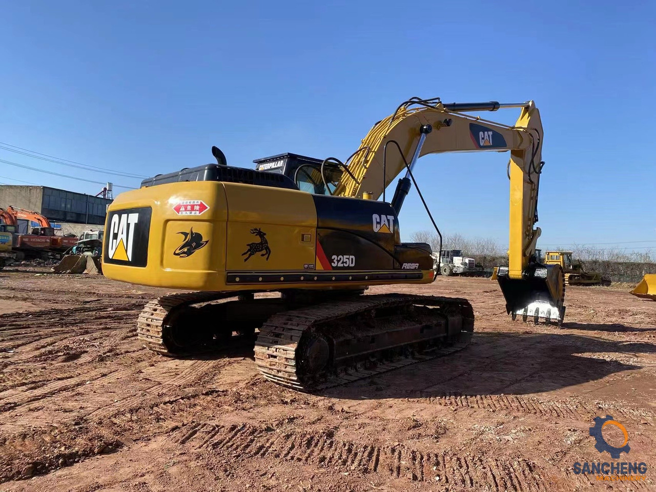 Escavadeira CAT 325D: foto 9
