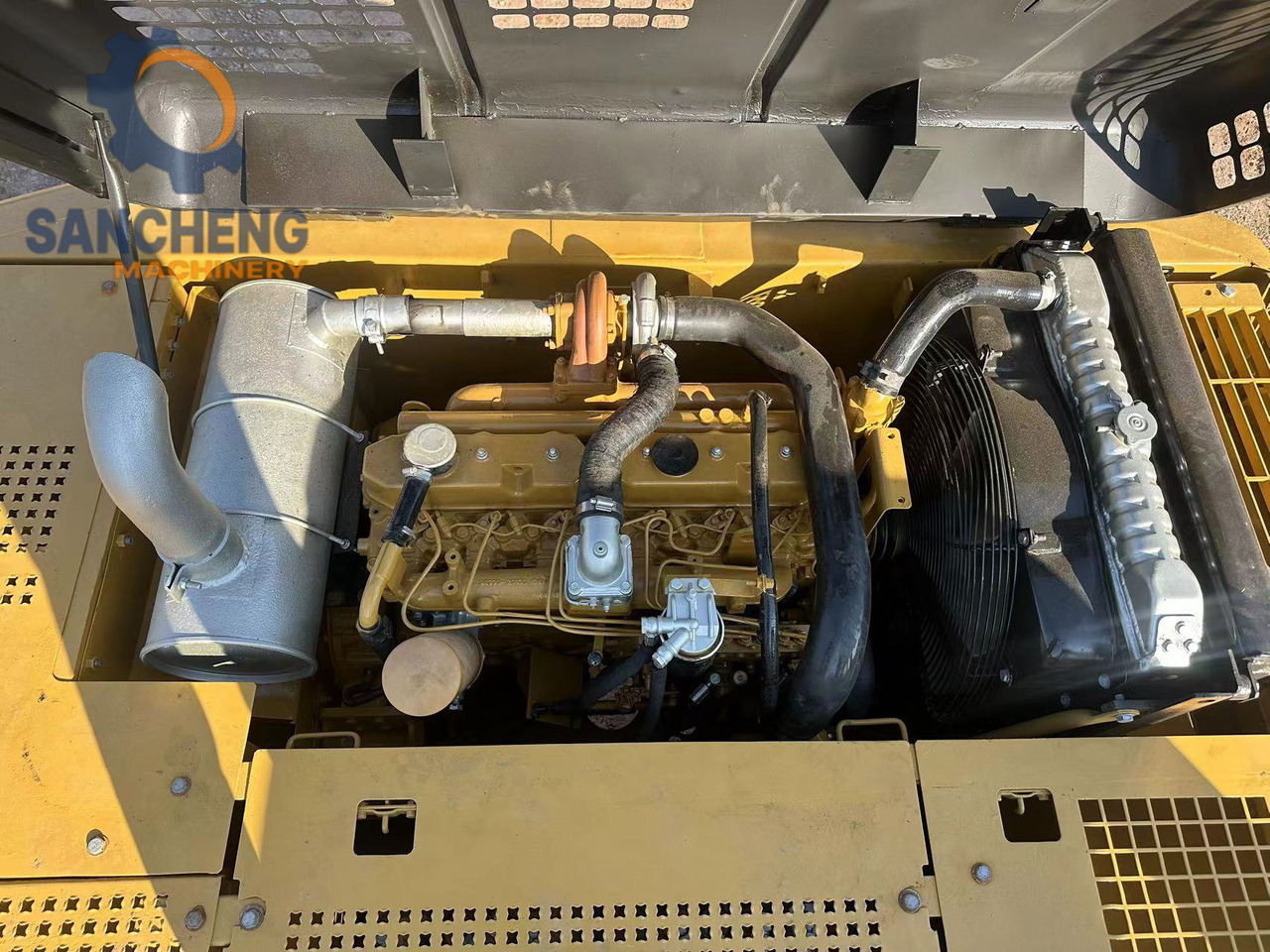 Escavadora de rastos CATERPILLAR 320BL: foto 9