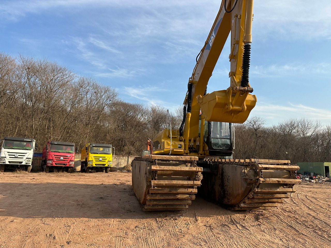 CATERPILLAR 320CL - Escavadeira flutuante: foto 2 CATERPILLAR 320CL - Escavadeira flutuante: foto 2