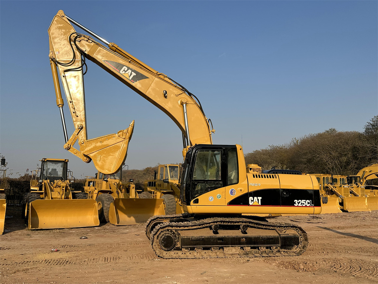 Escavadora de rastos CATERPILLAR 325C: foto 10
