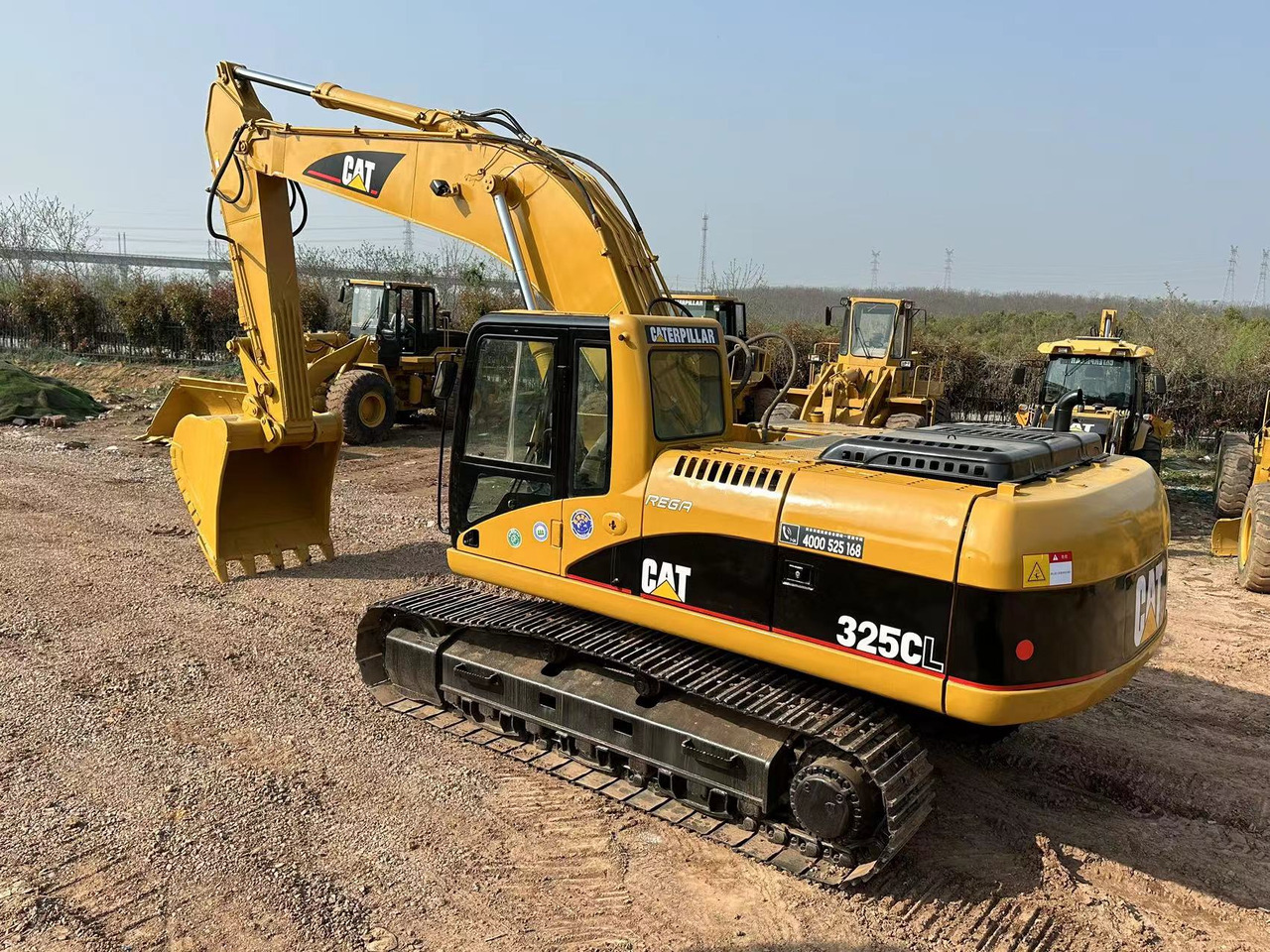 CATERPILLAR 325C - Escavadora de rastos: foto 5 CATERPILLAR 325C - Escavadora de rastos: foto 5