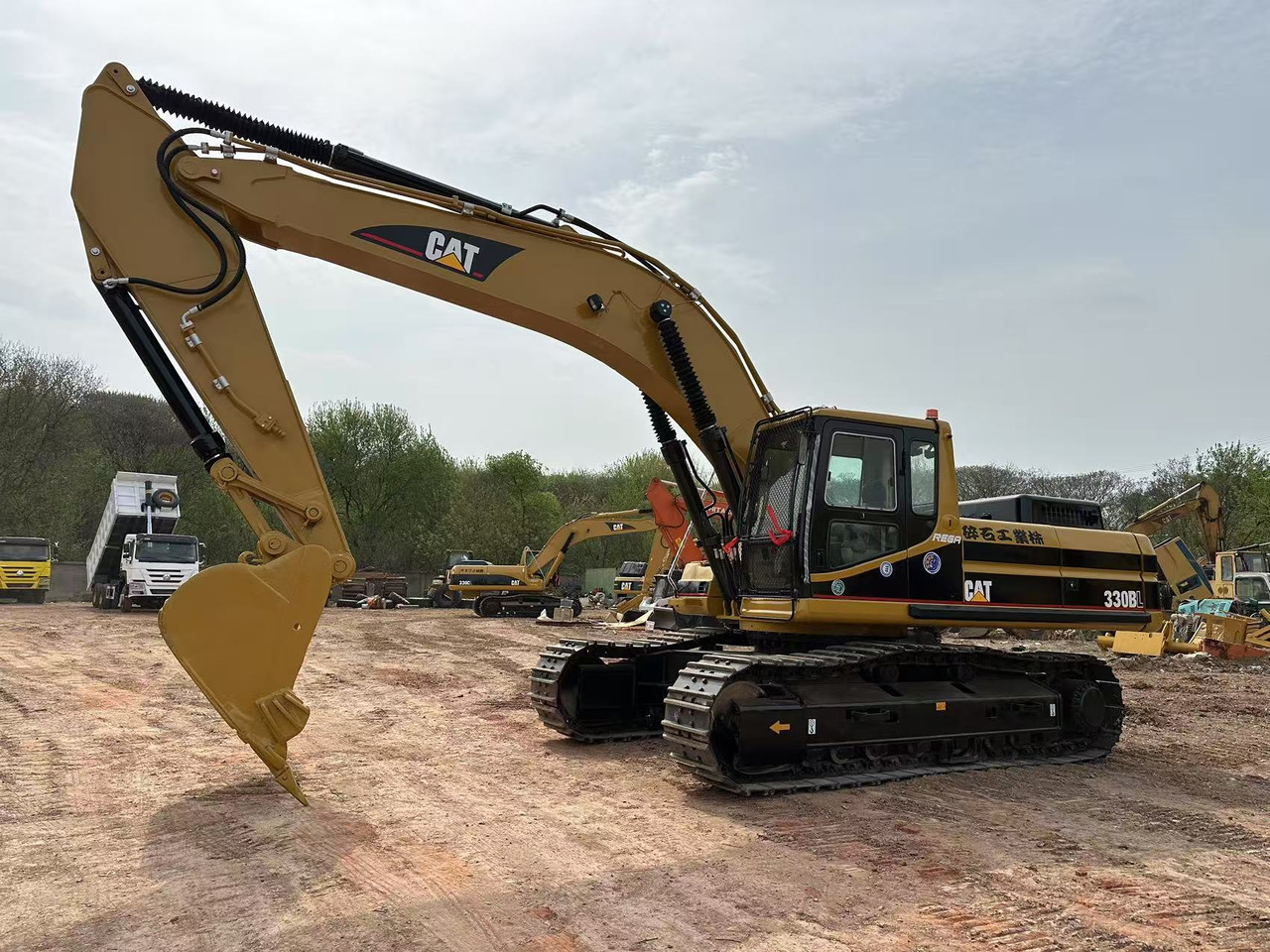 CATERPILLAR 330BL - Escavadeira: foto 4 CATERPILLAR 330BL - Escavadeira: foto 4