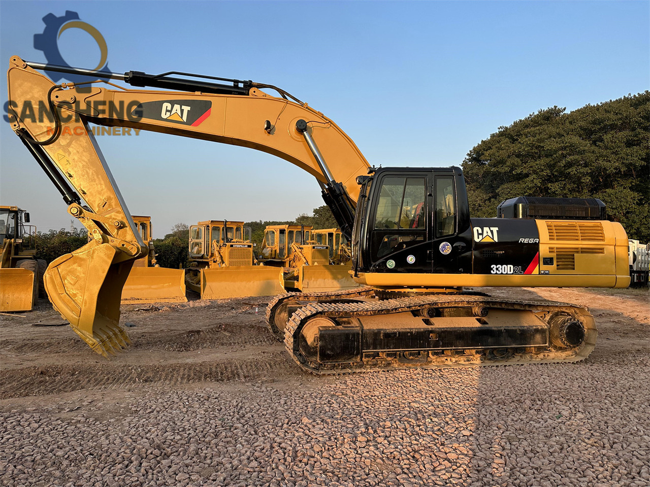 CATERPILLAR 330D2L - Escavadora de rastos: foto 1 CATERPILLAR 330D2L - Escavadora de rastos: foto 1