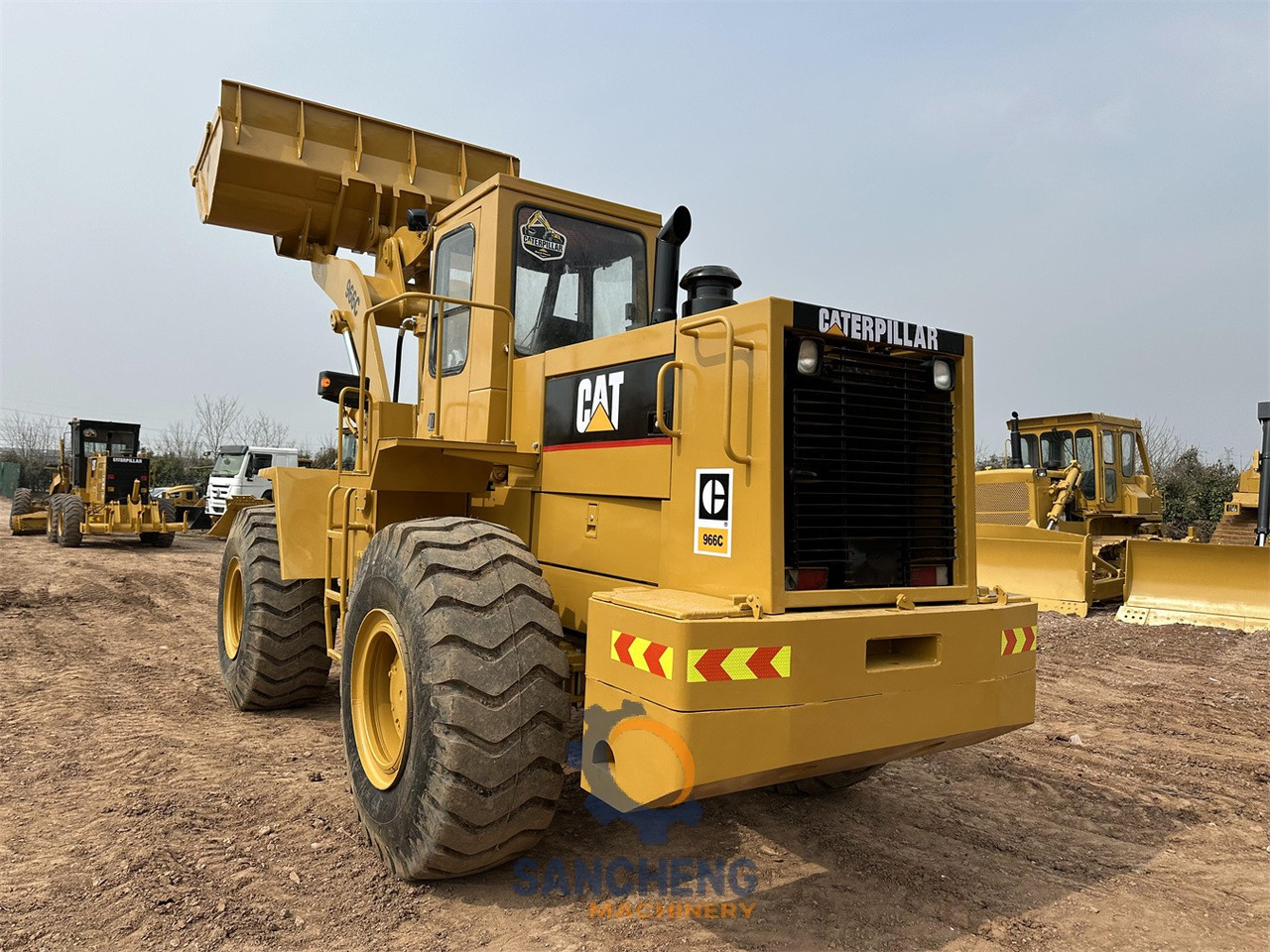 CATERPILLAR 966C - Carregadeira de rodas: foto 4 CATERPILLAR 966C - Carregadeira de rodas: foto 4