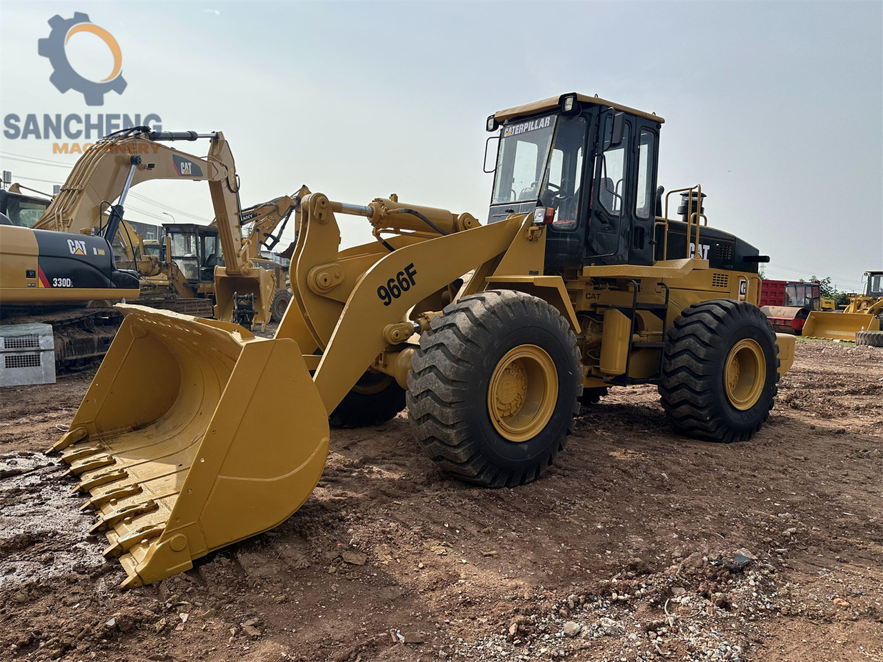 CATERPILLAR 966F - Carregadeira de rodas: foto 1 CATERPILLAR 966F - Carregadeira de rodas: foto 1