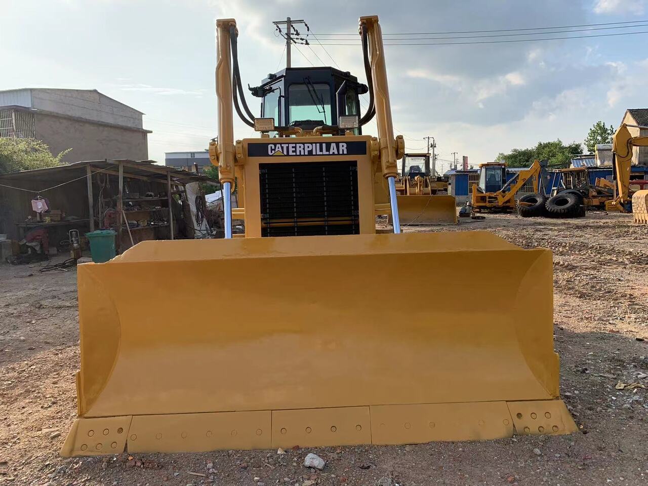 CATERPILLAR D6G - Buldôzer: foto 5 CATERPILLAR D6G - Buldôzer: foto 5