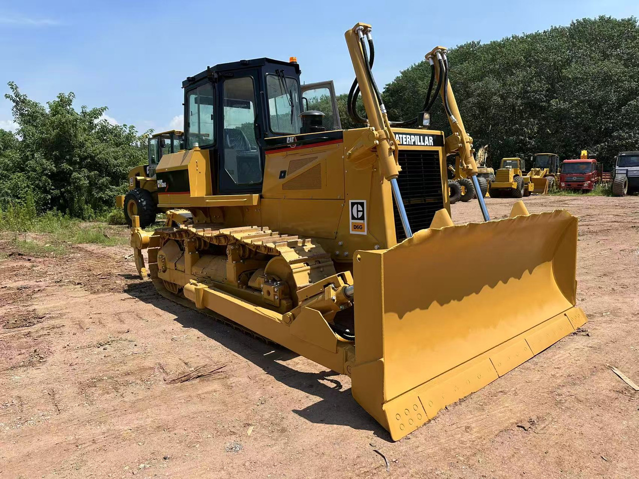 CATERPILLAR D6G - Buldôzer: foto 5 CATERPILLAR D6G - Buldôzer: foto 5