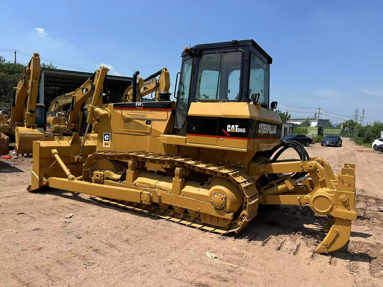 CATERPILLAR D6G - Buldôzer: foto 3 CATERPILLAR D6G - Buldôzer: foto 3