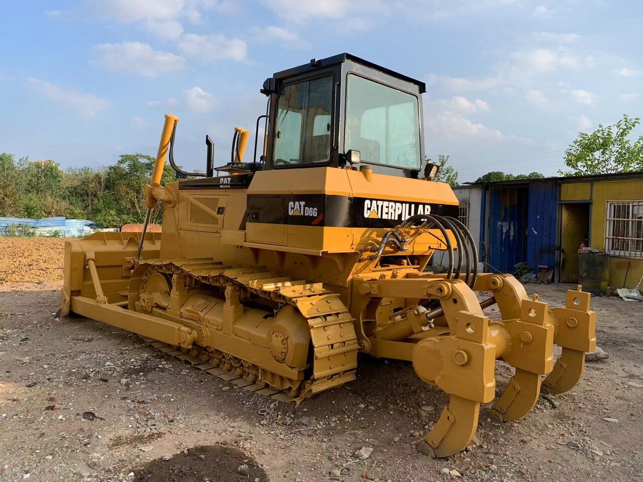 CATERPILLAR D6G - Buldôzer: foto 3 CATERPILLAR D6G - Buldôzer: foto 3