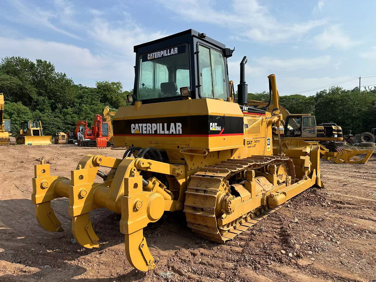 CATERPILLAR D6G Crawler Dozer - Buldôzer: foto 2 CATERPILLAR D6G Crawler Dozer - Buldôzer: foto 2