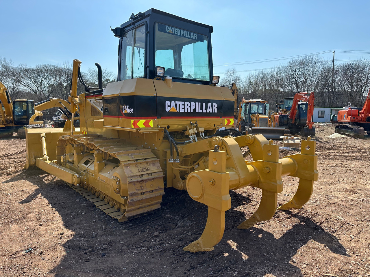 CATERPILLAR D6G bulldozer - Buldôzer: foto 2 CATERPILLAR D6G bulldozer - Buldôzer: foto 2