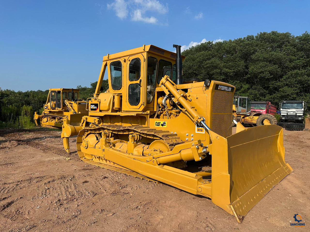 CATERPILLAR D7G - Buldôzer: foto 4 CATERPILLAR D7G - Buldôzer: foto 4