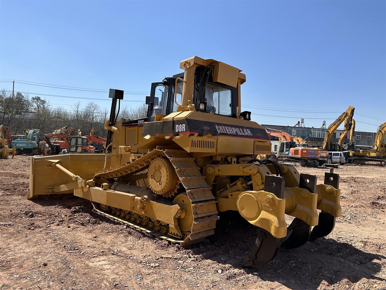 CATERPILLAR D8R - Buldôzer: foto 3 CATERPILLAR D8R - Buldôzer: foto 3