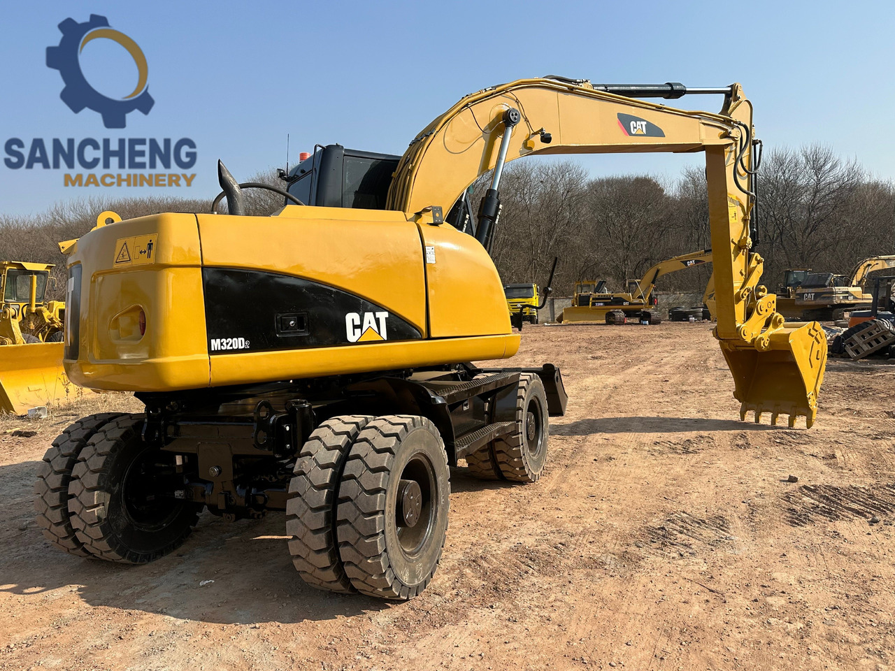 Escavadeira de rodas CATERPILLAR M320D2: foto 7