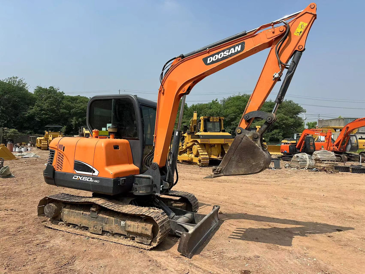 DOOSAN DX60 - Mini escavadeira: foto 2 DOOSAN DX60 - Mini escavadeira: foto 2