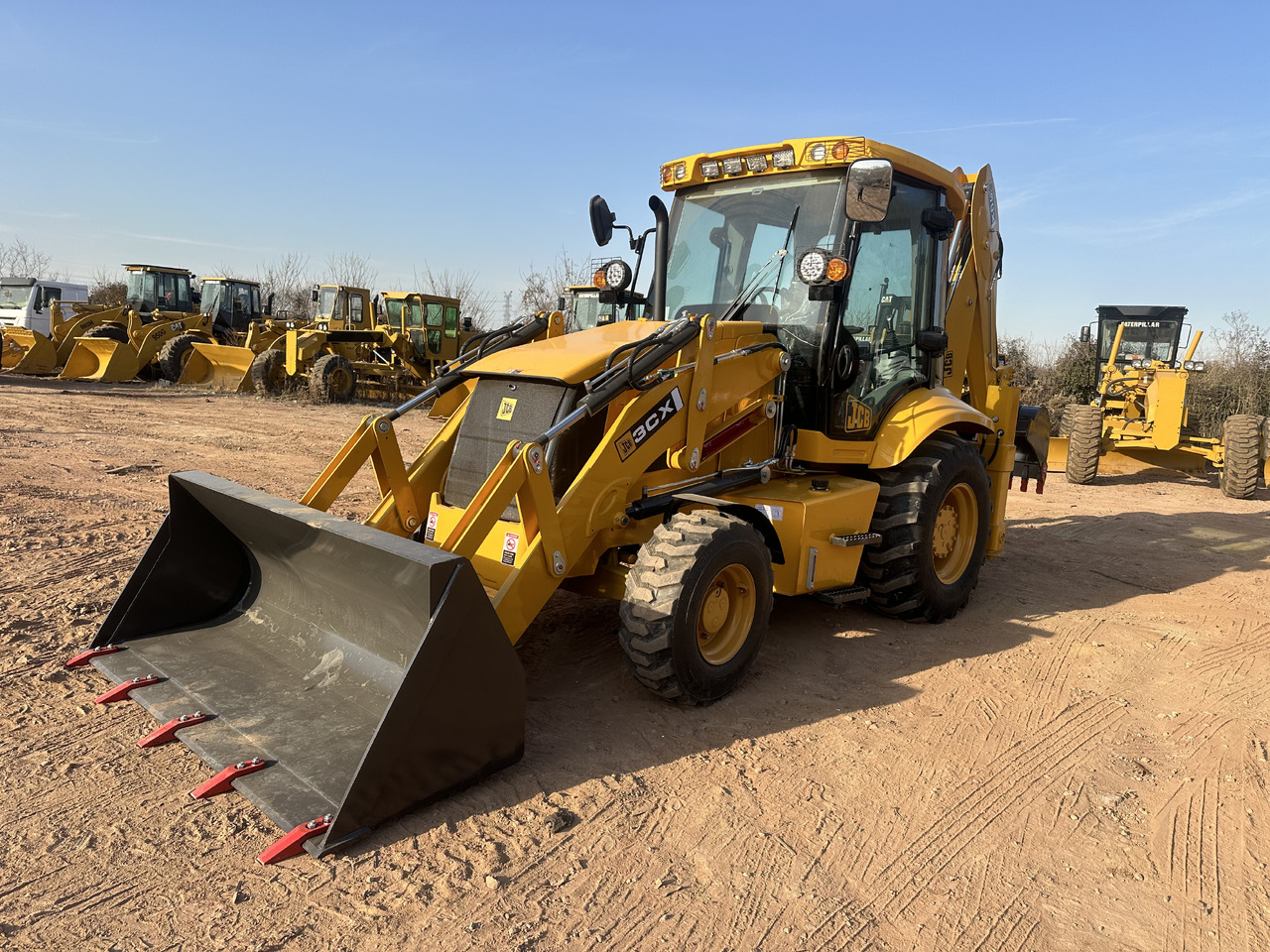 JCB 3CX - Retroescavadeira: foto 2 JCB 3CX - Retroescavadeira: foto 2