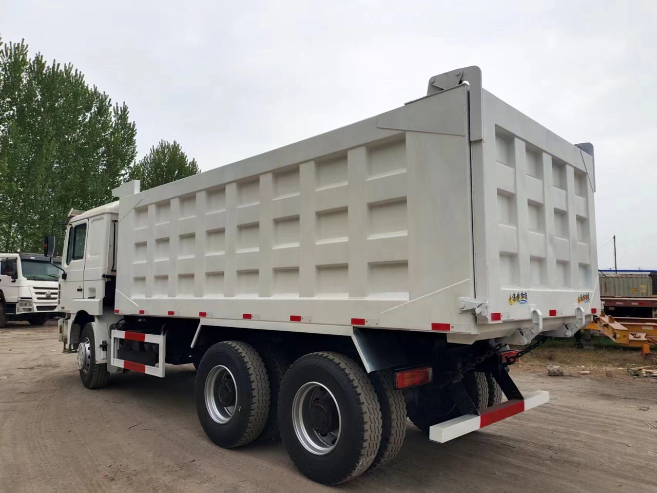 Shacman F3000 Dump Truck - Caminhão basculante: foto 5 Shacman F3000 Dump Truck - Caminhão basculante: foto 5