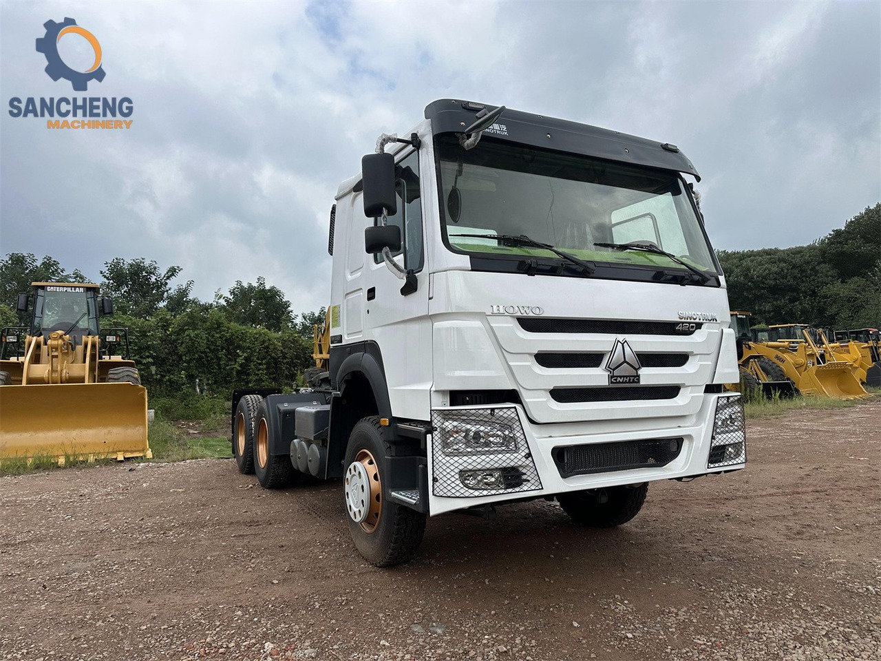 SINOTRUK Howo tractor unit 420hp - Tractor: foto 1 SINOTRUK Howo tractor unit 420hp - Tractor: foto 1