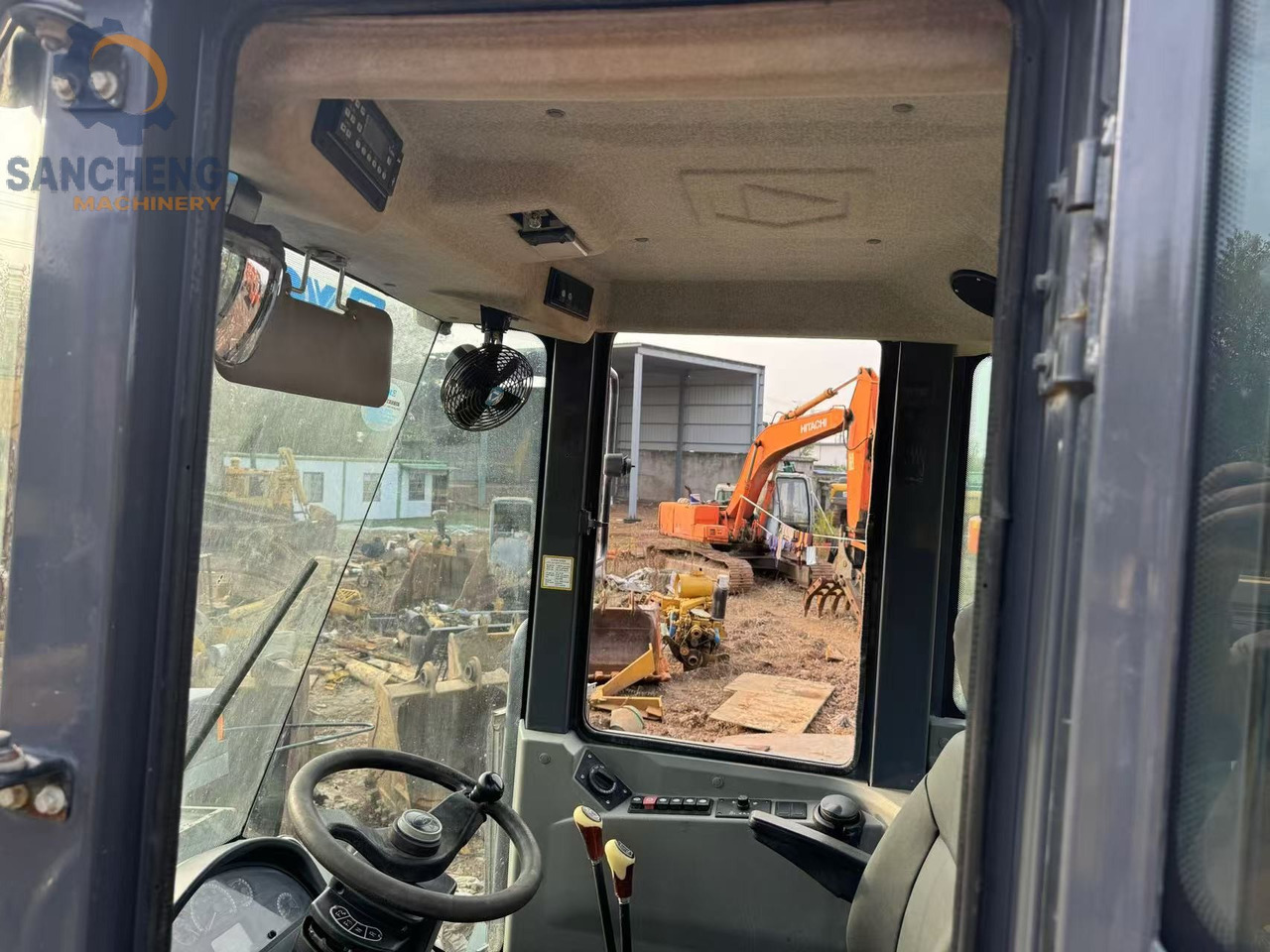 XCMG LW500F - Carregadeira de rodas: foto 5 XCMG LW500F - Carregadeira de rodas: foto 5