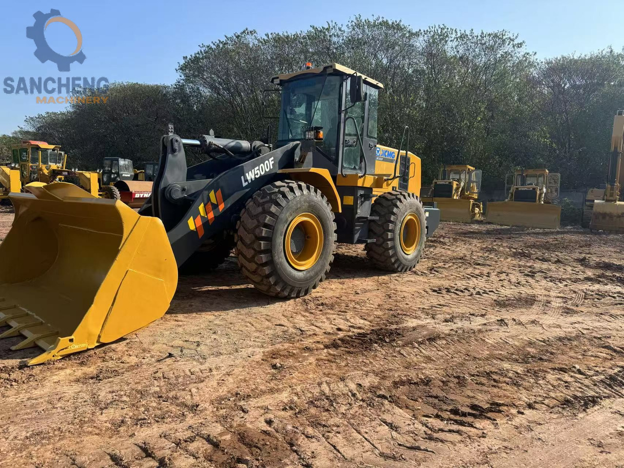XCMG LW500F - Carregadeira de rodas: foto 2 XCMG LW500F - Carregadeira de rodas: foto 2