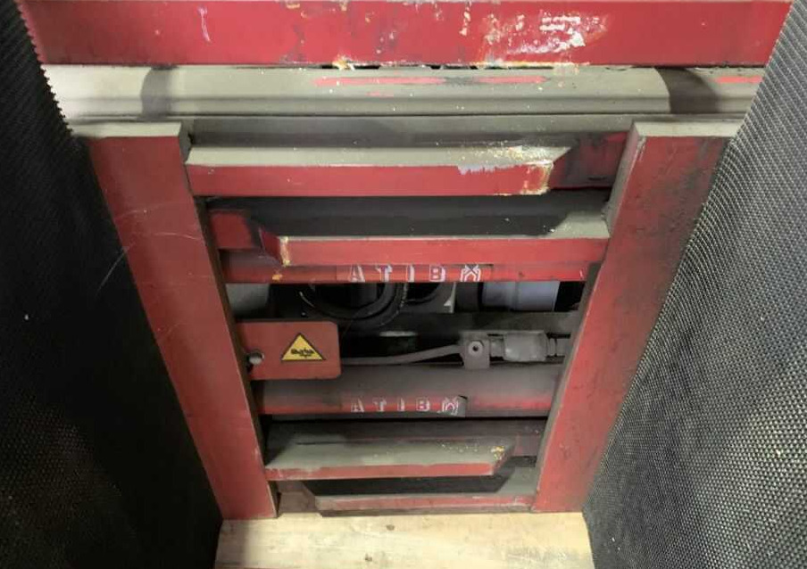 A.T.I.B. 474.181, Kartonklammer - Grampo de Equipamento de movimentação: foto 4 A.T.I.B. 474.181, Kartonklammer - Grampo de Equipamento de movimentação: foto 4