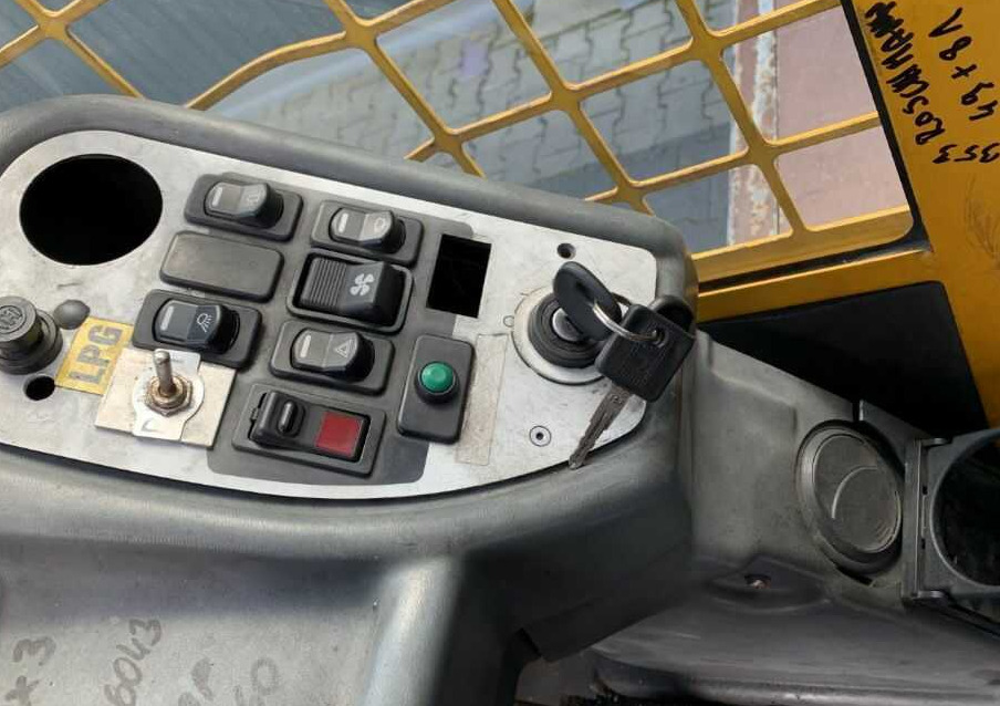 Baumann HX40/12/57TR - Empilhador lateral: foto 5 Baumann HX40/12/57TR - Empilhador lateral: foto 5