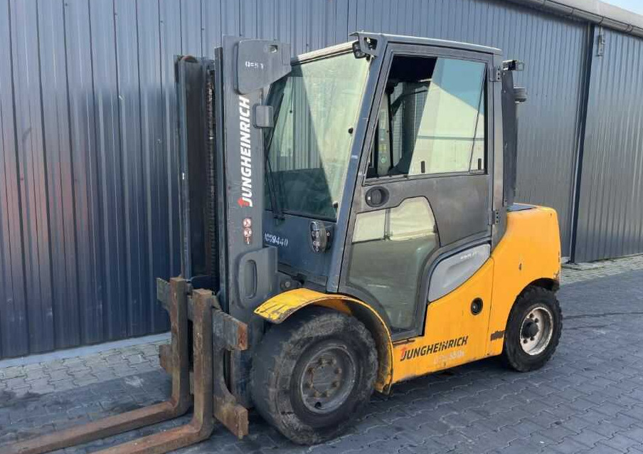 Jungheinrich DFGS50s - Empilhadeira a diesel: foto 1 Jungheinrich DFGS50s - Empilhadeira a diesel: foto 1