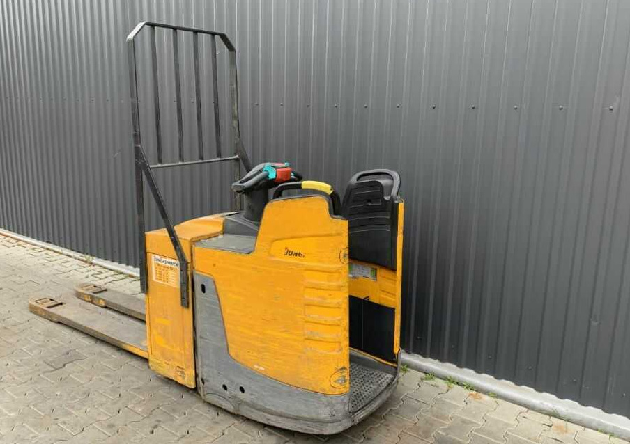 Jungheinrich ERE225 - Porta-palete: foto 3 Jungheinrich ERE225 - Porta-palete: foto 3