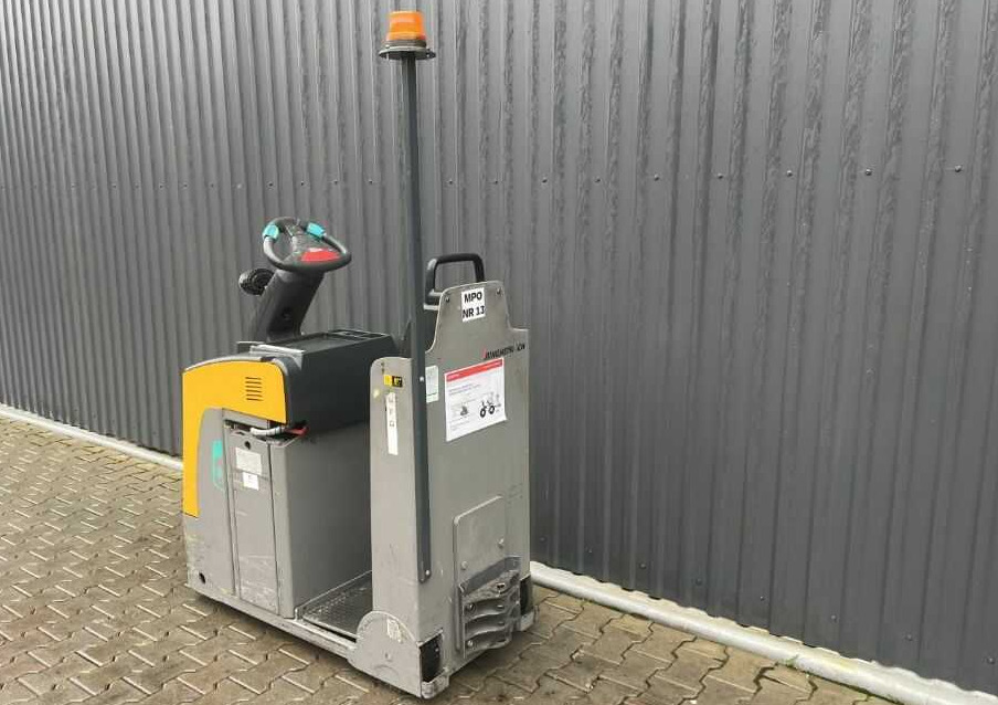 Jungheinrich EZS130 - Trator elétrics: foto 3 Jungheinrich EZS130 - Trator elétrics: foto 3