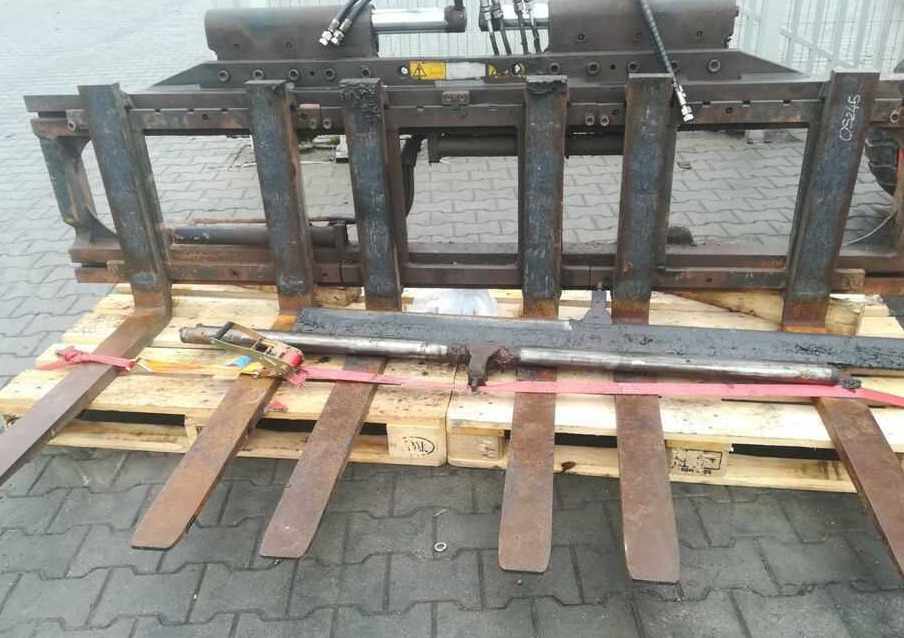 Kaup 6T253BL-3 - Garfos de Equipamento de movimentação: foto 2 Kaup 6T253BL-3 - Garfos de Equipamento de movimentação: foto 2