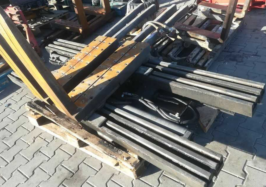 Kaup 6T429-4 - Garfos de Empilhadeira: foto 1 Kaup 6T429-4 - Garfos de Empilhadeira: foto 1