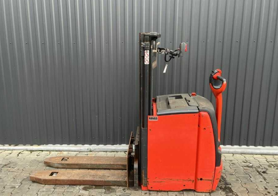 Linde D10 - Stacker: foto 2 Linde D10 - Stacker: foto 2