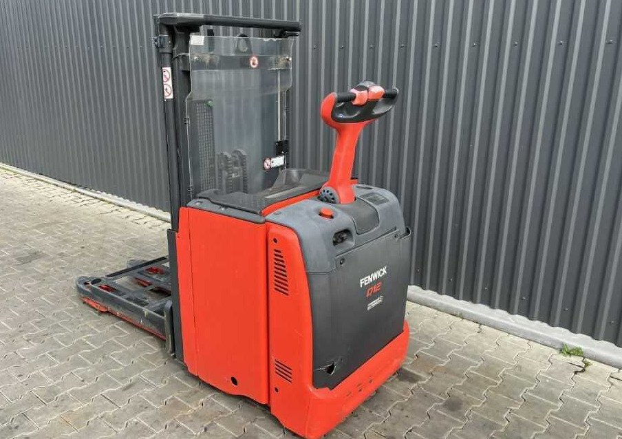 Linde D12 - Stacker: foto 3 Linde D12 - Stacker: foto 3