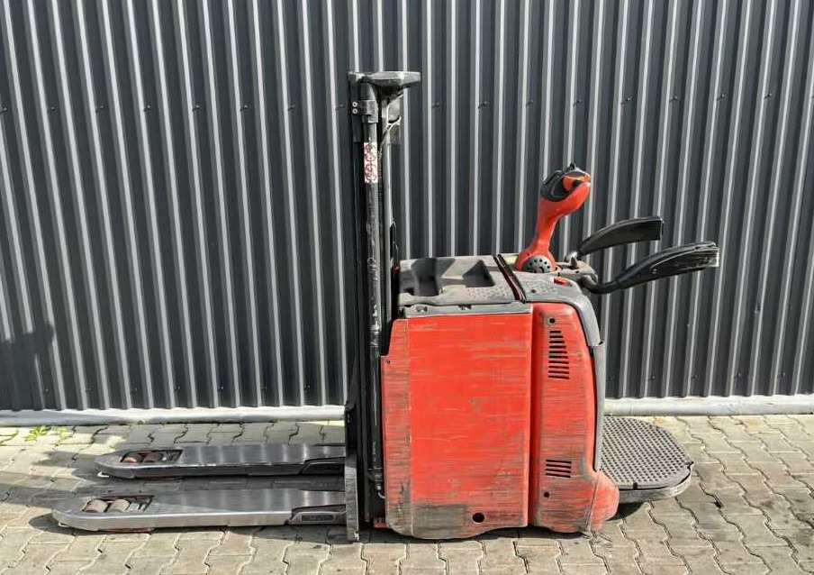 Linde D12AP - Stacker: foto 2 Linde D12AP - Stacker: foto 2