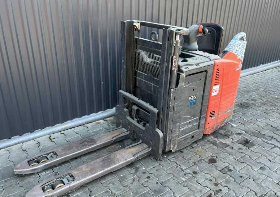 Linde D12HPSP - Stacker: foto 1 Linde D12HPSP - Stacker: foto 1