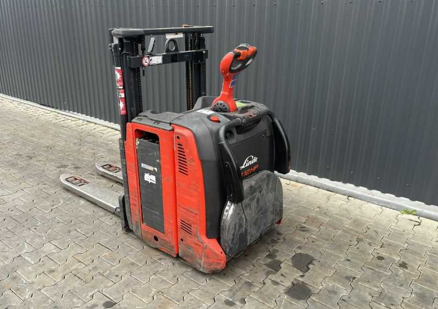 Linde D12HSP - Stacker: foto 3 Linde D12HSP - Stacker: foto 3